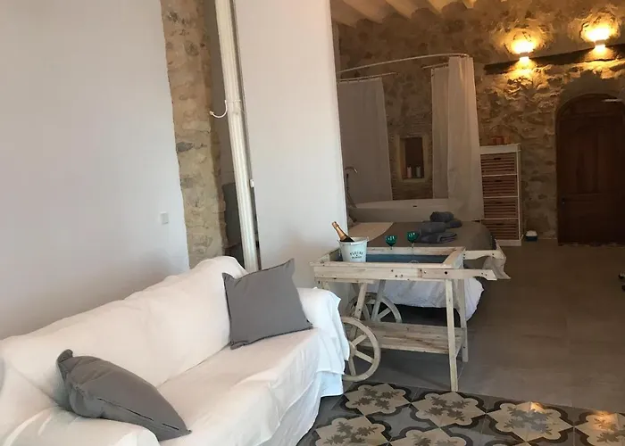 Suite Independiente De 45 M2 Con Banera En Pleno Casco Viejo